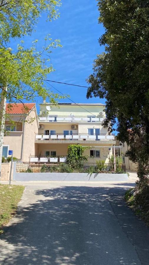 Lukenda Rooms Пакоштане Экстерьер фото